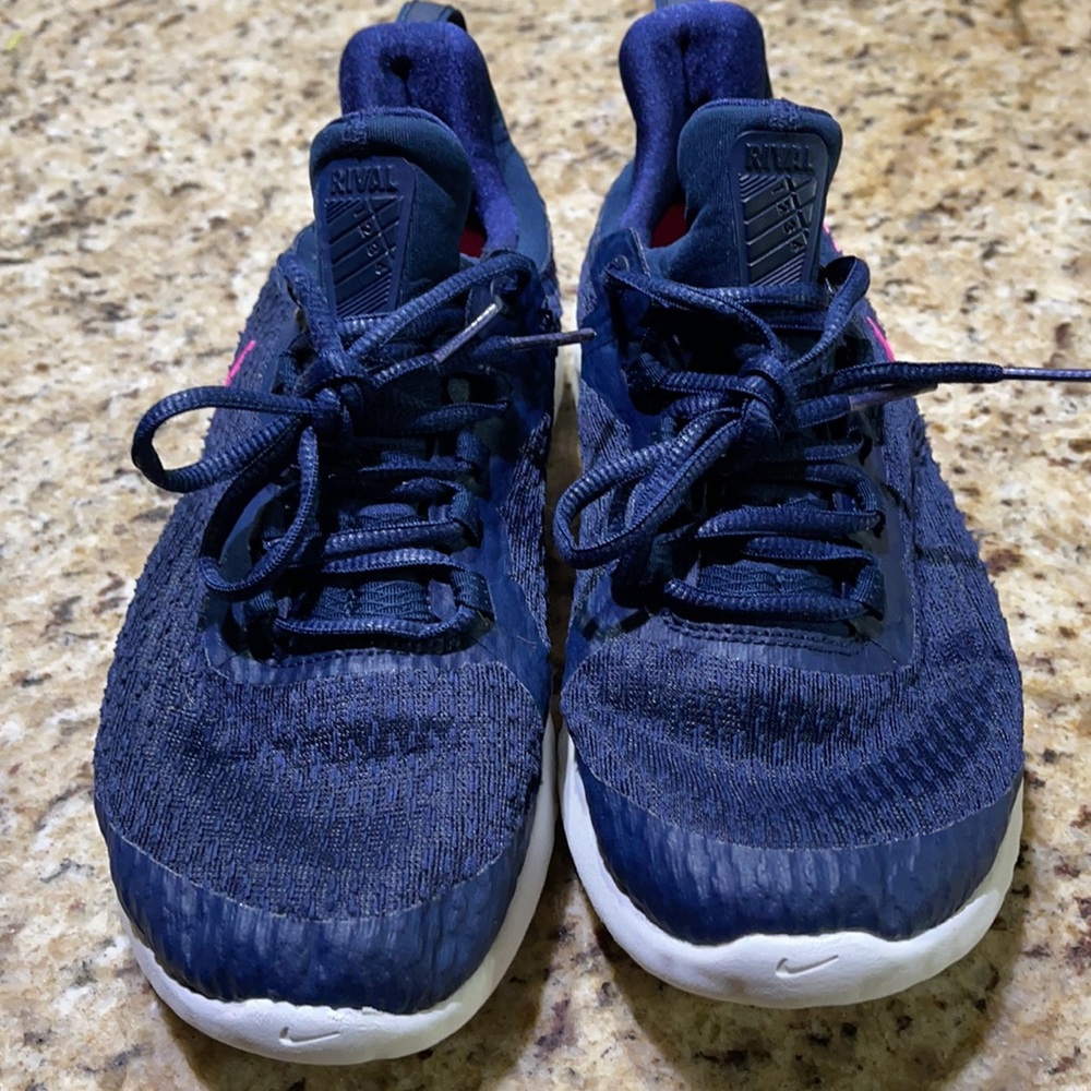 Nike Rival - Picture 7 of 12